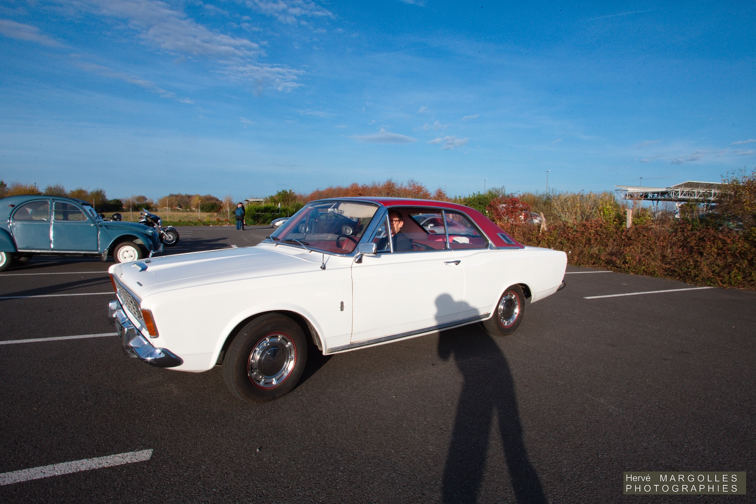 Ford Taunus 20M-01.jpg